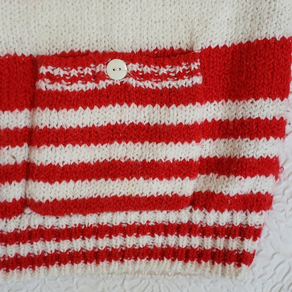 Vintage, Her's a Hug Red & White Stripe "Candy Cane" Christmas Sweater Size M - Picture 13 of 16